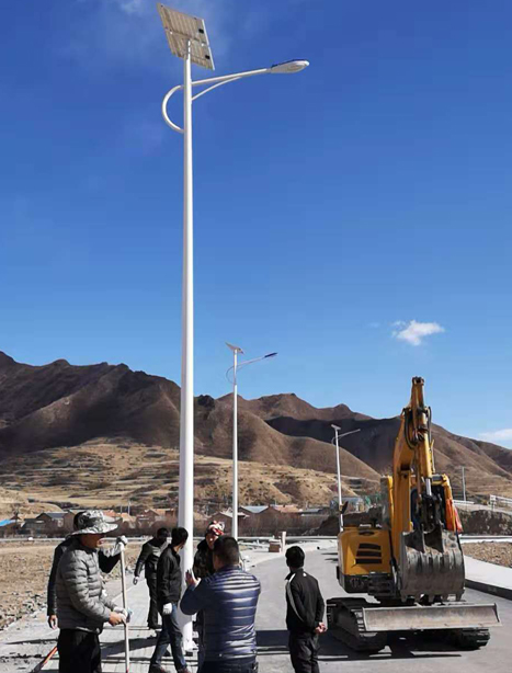 甘南碌曲10米张家川太阳能路灯项目