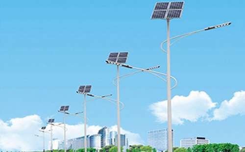 北方冬季张家川太阳能路灯的保养要点