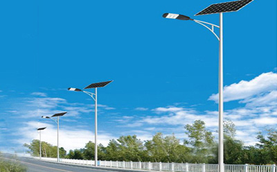 农村道路装张家川太阳能路灯选多大瓦数实测